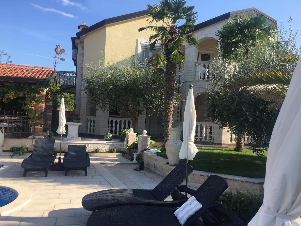 Apartments Barbara Poreč Exterior foto